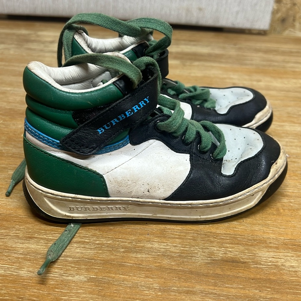Kids size 28 Burberry shoes